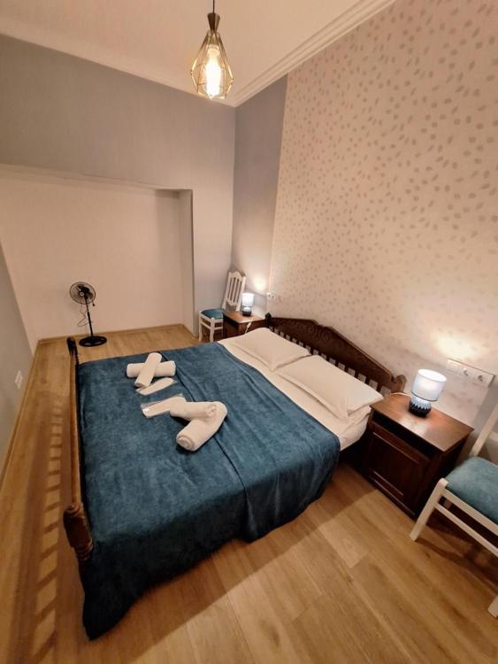 Mery'S Family Apartment Тбілісі Екстер'єр фото